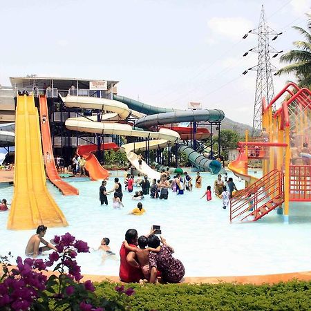 Kumar Resort Lonavala Εξωτερικό φωτογραφία