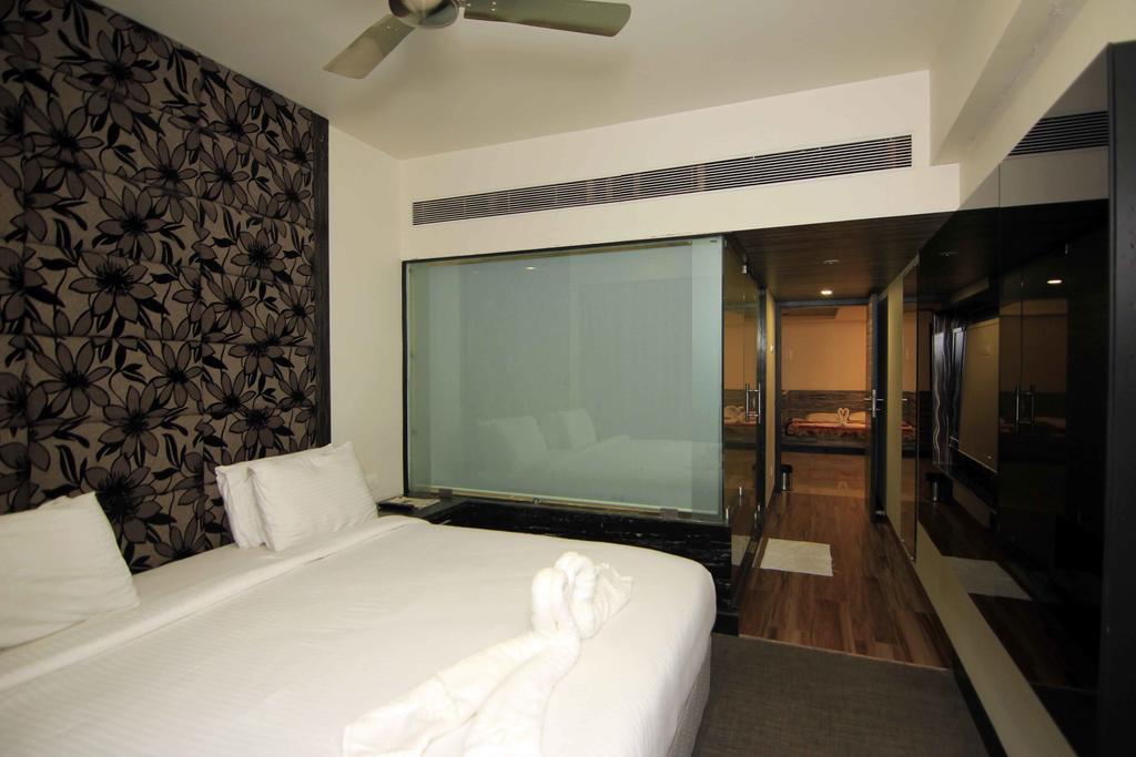 Kumar Resort Lonavala Δωμάτιο φωτογραφία