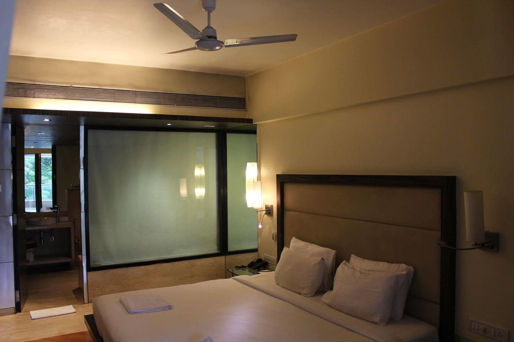 Kumar Resort Lonavala Εξωτερικό φωτογραφία