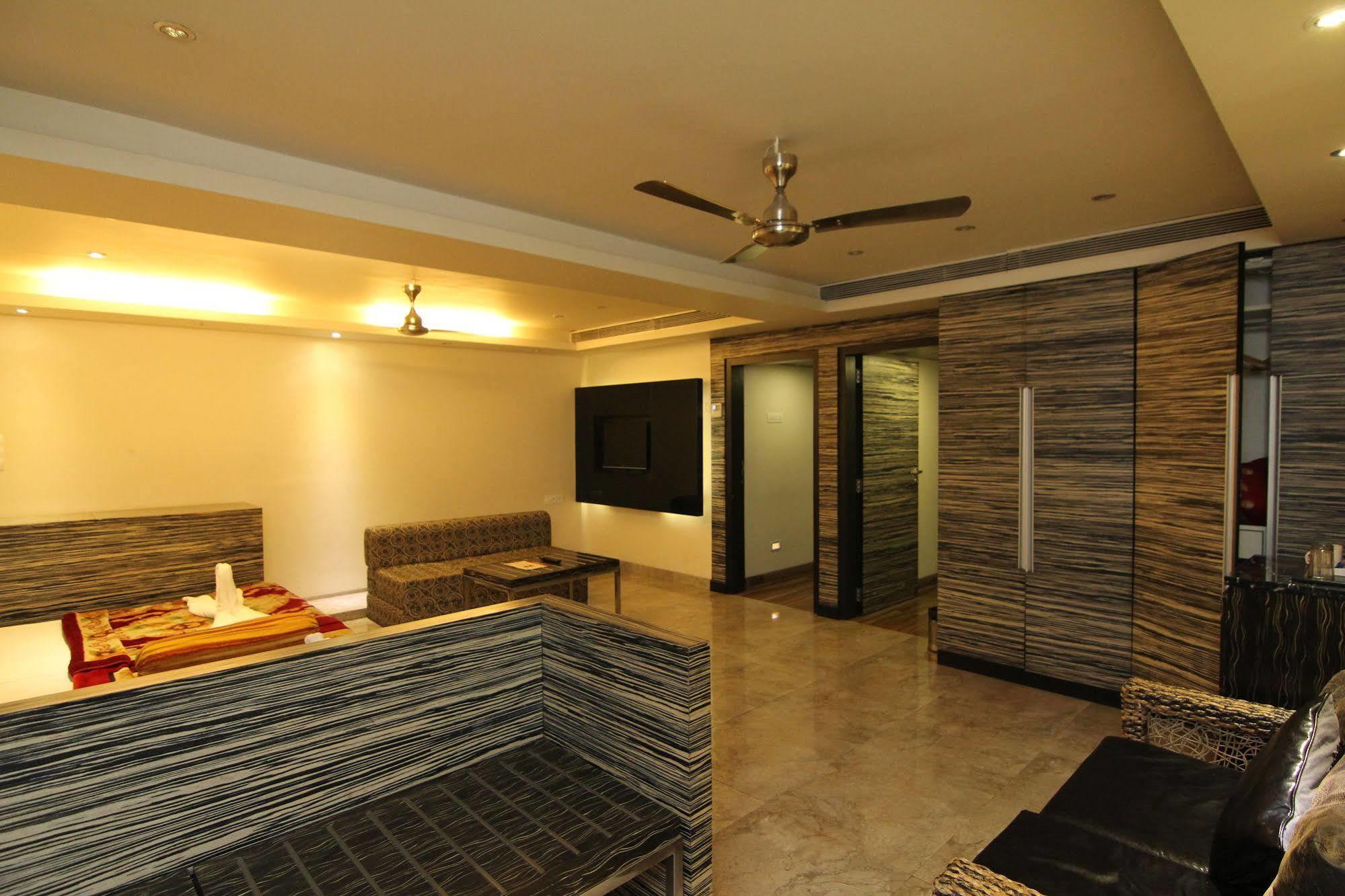 Kumar Resort Lonavala Εξωτερικό φωτογραφία