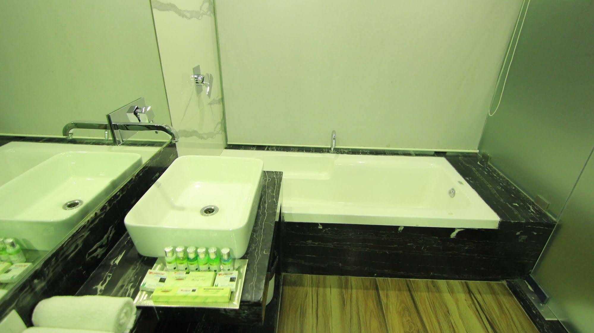 Kumar Resort Lonavala Εξωτερικό φωτογραφία